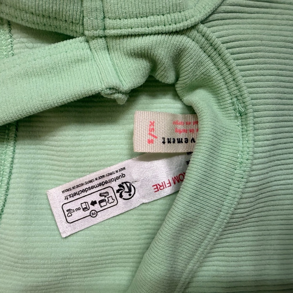 FP Movement All Clear Sports Brami size xs/s - Picture 5 of 5